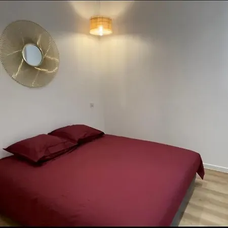 T2 Standing Place Du Marche Apartment Ajaccio (Corsica)