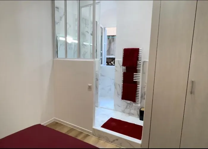 T2 Standing Place Du Marche Apartment